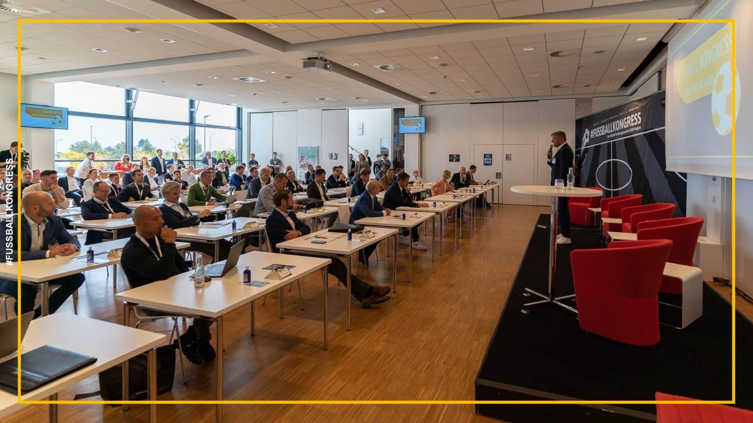 Kongresstag FUSSBALL KONGRESS Deutschland 2021 in Regensburg