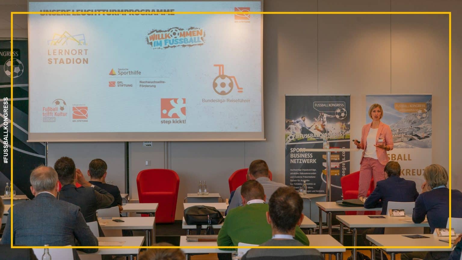 Kongresstag FUSSBALL KONGRESS Deutschland 2021 in Regensburg