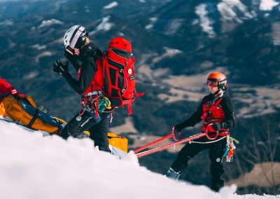 Winterkurs-Abschluss: 38 neue Bergretter:innen 27