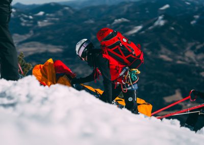 Winterkurs-Abschluss: 38 neue Bergretter:innen 28