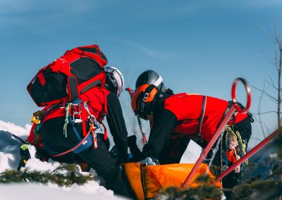 Winterkurs-Abschluss: 38 neue Bergretter:innen 7