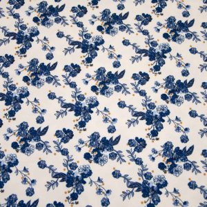 Das Stofferl: Viskosejersey von Katia Fabrics, Japan Pottery, Muster mit kleinen blauen Blumen in japanischem Stil